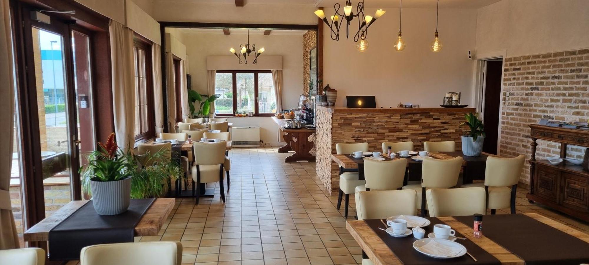 Hotel Westendia And Free Parking Top Breakfast Westende Exterior foto